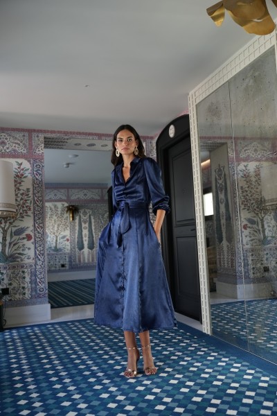 Vestido Bruma raso camisero abotonado