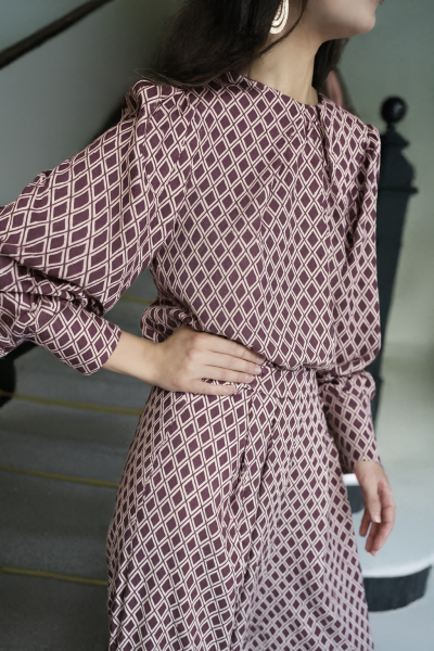 Blusa Geométrica boton puño